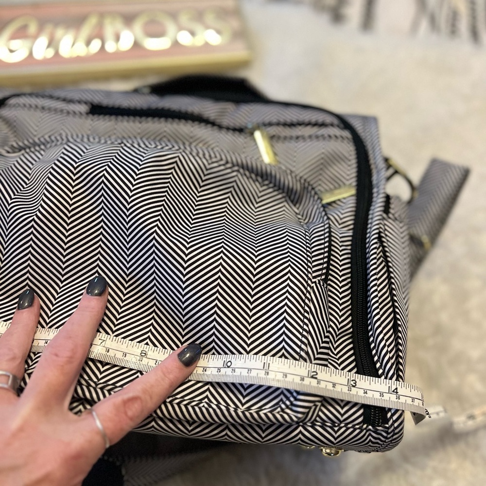 Jujube Queen if the Nile backpack diaper bag - Picture 10 of 11